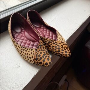 Birdies flats animal print size 7